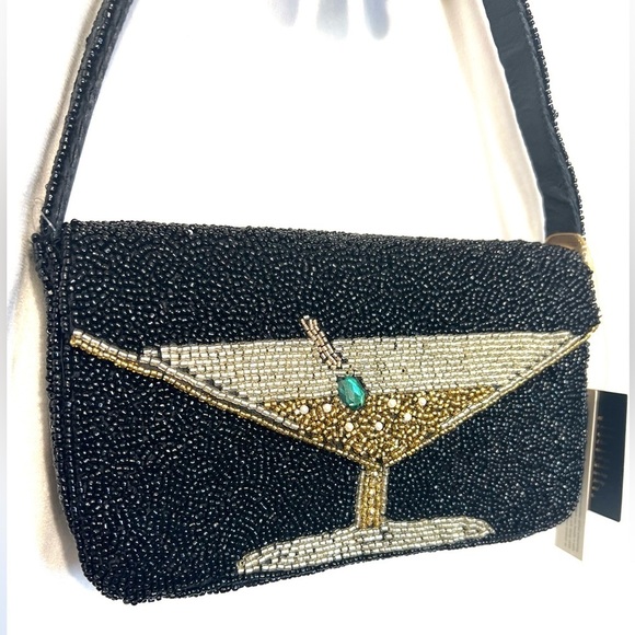 MADE IN INDIA Handbags - 🍸🍸MADE IN INDIA STUNNING VIRAL HANDCRAFTED BEADED MARTINI BAG🍸🍸NWT